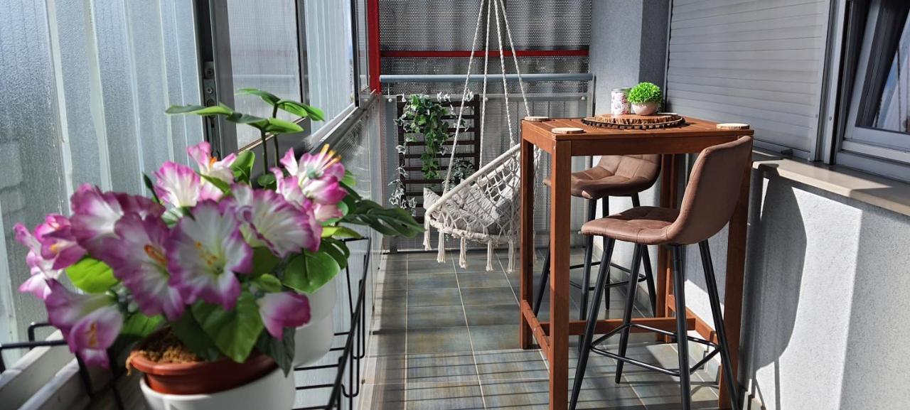 Flexible Selfcheckins 15 & 19 - Zagreb - Garage - Loggia - New - Apartments Repinc Exterior foto