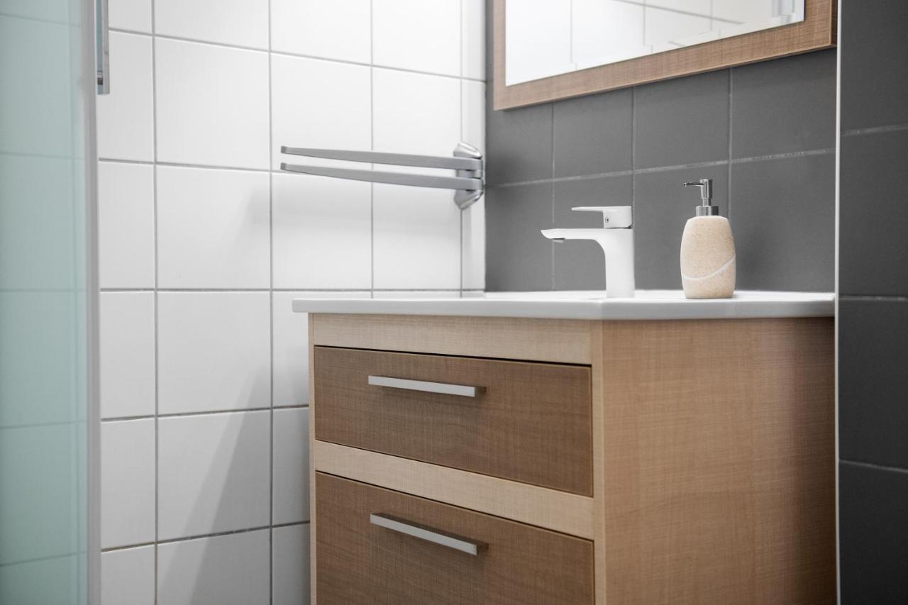 Flexible Selfcheckins 15 & 19 - Zagreb - Garage - Loggia - New - Apartments Repinc Exterior foto